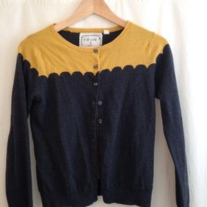 Portrait of a flower cardigan sweater